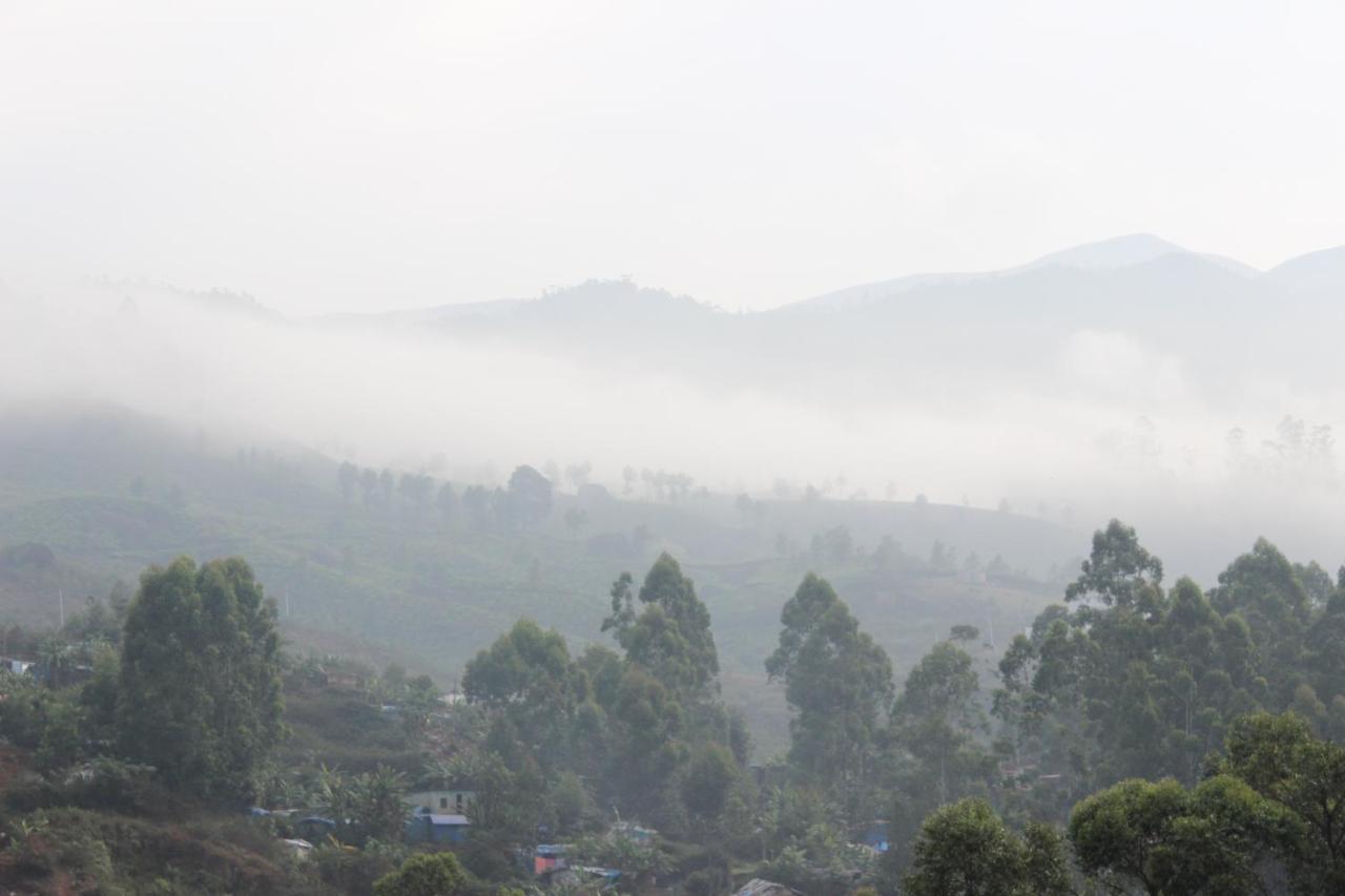 Tea County Hotel Munnar Exterior foto